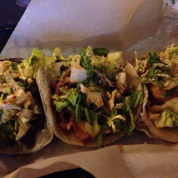 Del Seoul - Kalbi taco, BBQ chicken taco, shrimp taco (from left to right respectively) - Korean Near Me - Chicago, Illinois Del Seoul - Kalbi taco, BBQ chicken taco, shrimp taco (from left to right respectively) - Korean Near Me - Chicago, Illinois