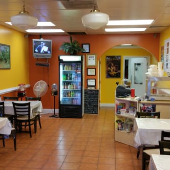 Island Jerk - the inside of a restaurant - Caribbean Near Me - Conyers, Georgia
