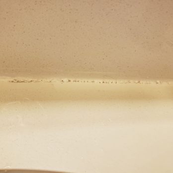 Hampton Inn by Hilton Irvine East - Lake Forest - A really bad caulking job. I work in maintenance. - Hotels Near Me - Foothill Ranch, California