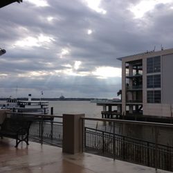 Charleston Chiropractic And Therapy