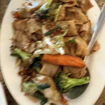 Pad Thai - Thai Near Me - Honolulu, Hawaii