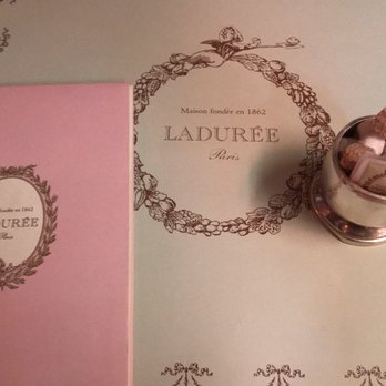 Ladurée - Macarons Near Me - Paris, 75