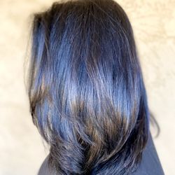 Pin Curlz Parlor - Awesome layered cut thanks to Jessica!