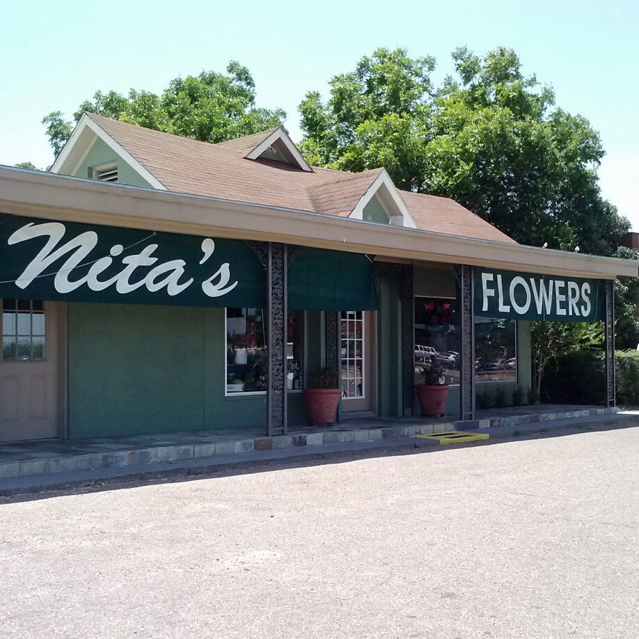 NITA’S FLOWERS 56 Photos Florists 919 S Texas Ave, Bryan, TX