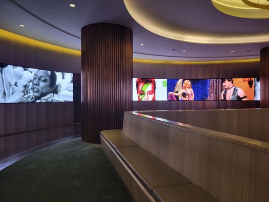 30 Rockefeller Plaza Suite 8 by null