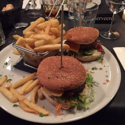 The Venue - Chicken run burgers