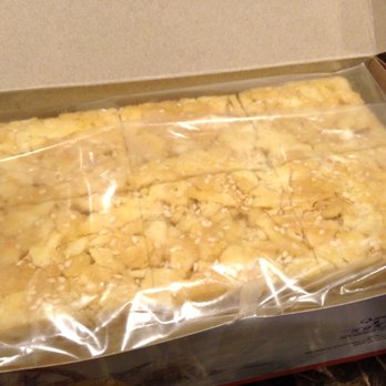 Queen's Bakery - Rice puffs are wrapped in plastic packaging inside the box. - Bakeries Near Me - Los Angeles, California Queen's Bakery - Rice puffs are wrapped in plastic packaging inside the box. - Bakeries Near Me - Los Angeles, California