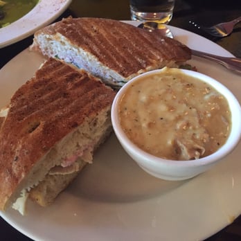 Fountain Cafe - Turkey sandwich and clam chowder - New American Near Me - Port Townsend, Washington Fountain Cafe - Turkey sandwich and clam chowder - New American Near Me - Port Townsend, Washington