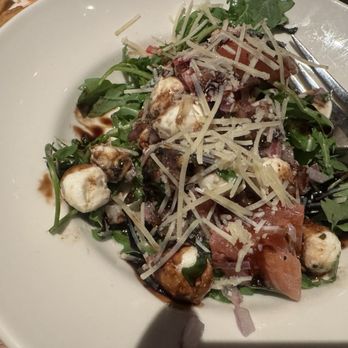 BJ's Restaurant & Brewhouse - Fresh Mozzarella And Tomato Salad - American Near Me - Tracy, California
