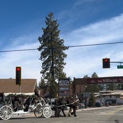 The Village at Big Bear Lake - Carriage ride through Big Bear Village