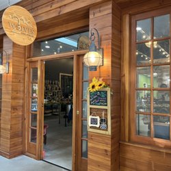 2 Wolves Herbal Apothecary - Welcome to 2 Wolves Herbal Apothecary Upper Level Surrey Center