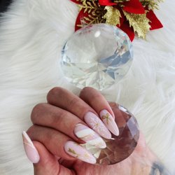 Venice Nails and Spa - Snow flake