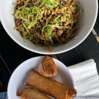 Gan Shan - Veggie spring rolls - Ramen Near Me - Asheville, North Carolina Gan Shan - Veggie spring rolls - Ramen Near Me - Asheville, North Carolina