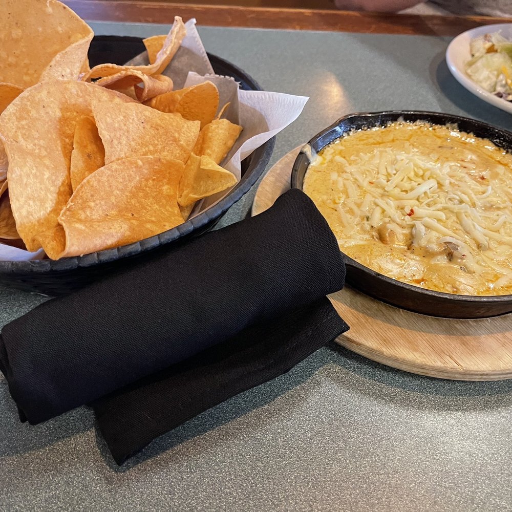 TwoRows Classic Grill - Cajun Seafood Fondue - American Near Me - Allen, Texas TwoRows Classic Grill - Cajun Seafood Fondue - American Near Me - Allen, Texas