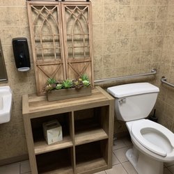 Big Y Express - Like holy moly CLEAN!
