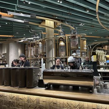 Starbucks Reserve Roastery Chicago - Cafe - Coffee Roasteries Near Me - Chicago, Illinois