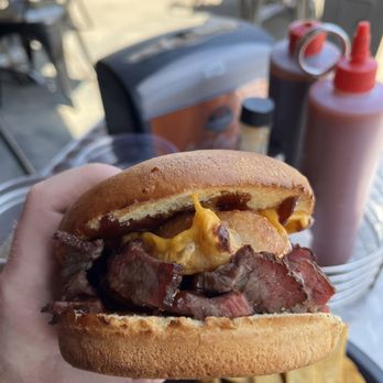 Steinerhaus BBQ - Tri Tip Sandwich - Barbeque Near Me - Temecula, California Steinerhaus BBQ - Tri Tip Sandwich - Barbeque Near Me - Temecula, California