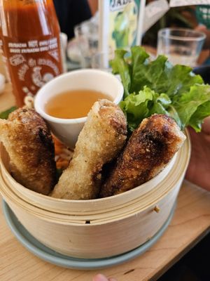 Le Petit Sao (Vieux Montréal) by null