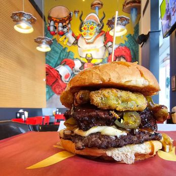 HI-POINTE DRIVE-IN - 896 Photos & 896 Reviews - 1033 McCausland Ave, St ...