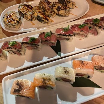 Mamanoko - Tanpopo on top, kinobi, citrus roll on bottom - Japanese Near Me - San Francisco, California Mamanoko - Tanpopo on top, kinobi, citrus roll on bottom - Japanese Near Me - San Francisco, California