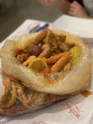 Cap't Loui - Cajun Seafood Boil by null