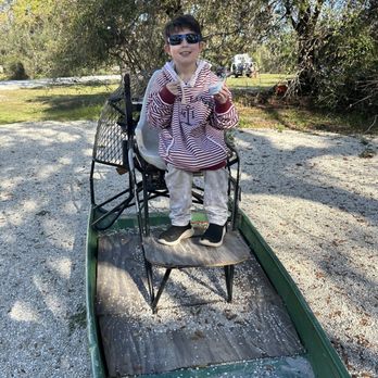 Peace River Airboat Tours - Getting ready - Tours Near Me - Arcadia, Florida Peace River Airboat Tours - Getting ready - Tours Near Me - Arcadia, Florida
