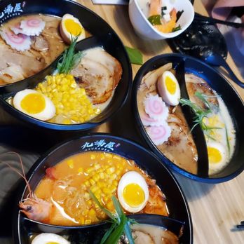 Kyuramen - Flushing - Split bowl ramen - Ramen Near Me - Flushing, New York Kyuramen - Flushing - Split bowl ramen - Ramen Near Me - Flushing, New York