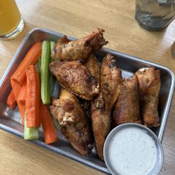 Ten Mile Tavern - Wings with Jamaican jerk dry rub