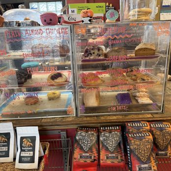 Headrush Roasters Coffee & Tea - Baked goods (September 2026) - Coffee & Tea Near Me - Gladstone, Missouri Headrush Roasters Coffee & Tea - Baked goods (September 2026) - Coffee & Tea Near Me - Gladstone, Missouri