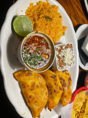 El Mezcalito Mexican Grill by null