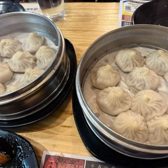 Mama Lu's Dumpling House - 1. JUICY PORK DUMPLINGS (10) - Dim Sum Near Me - Tustin, California Mama Lu's Dumpling House - 1. JUICY PORK DUMPLINGS (10) - Dim Sum Near Me - Tustin, California