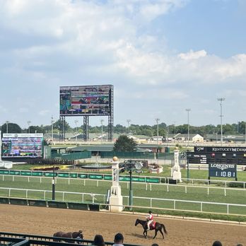 Churchill Downs - Horse Racing Near Me - Louisville, Kentucky Churchill Downs - Horse Racing Near Me - Louisville, Kentucky