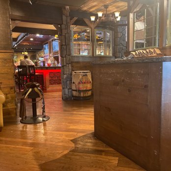 Colton's Steakhouse & Grill - the bar - Steakhouses Near Me - Rolla, Missouri Colton's Steakhouse & Grill - the bar - Steakhouses Near Me - Rolla, Missouri