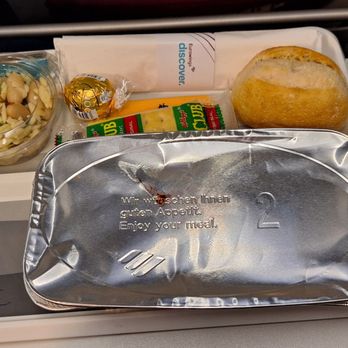 Discover Airlines - Ok, so what's it going to be? - Airlines Near Me - Frankfurt, HE
