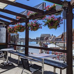 The Garden Bar - Pleasant view