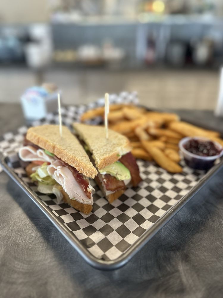 PARKSIDE RESTAURANT AND LOUNGE Updated November 2024 80 Photos