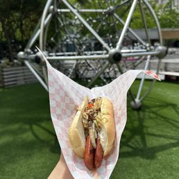 Seattle dog - IG @bougiefoodieboi