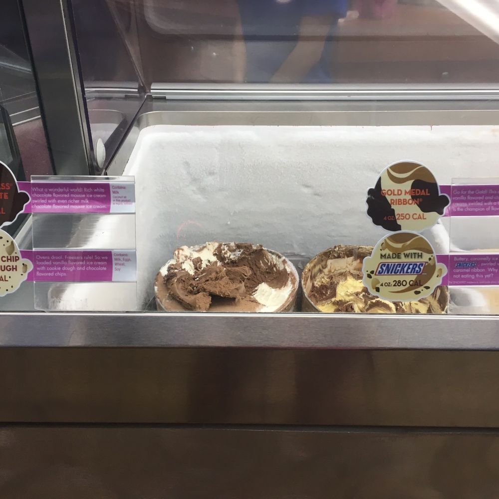 Baskin-Robbins - Ice Cream & Frozen Yogurt Near Me - Honolulu, Hawaii Baskin-Robbins - Ice Cream & Frozen Yogurt Near Me - Honolulu, Hawaii