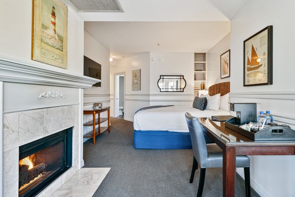 Blue Lantern Inn by null