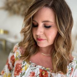 Gold & Braid - Love the look of a subtle face frame balayage. Work by Amber O'hara
