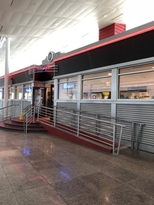 Central Diner by null