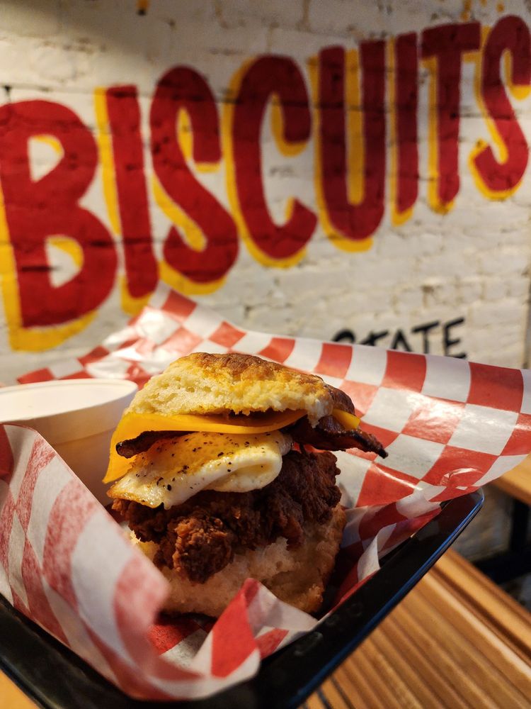 Food from Roost Chicken & Biscuits