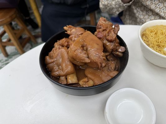 Mak Man Kee Noodle Shop by null