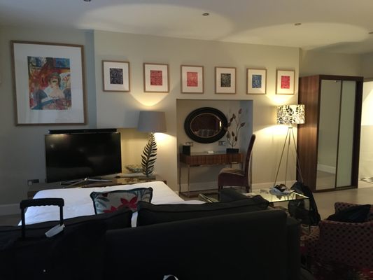 24 Royal Terrace Hotel by null