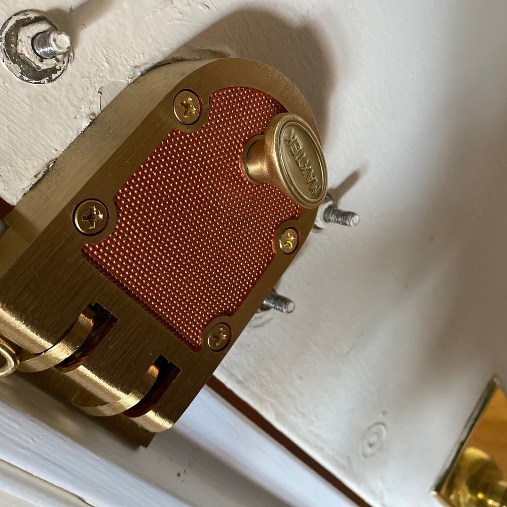 Lock and cylinders were put in