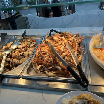 Umi - Hot seafood station - Sushi Bars Near Me - Bronx, New York