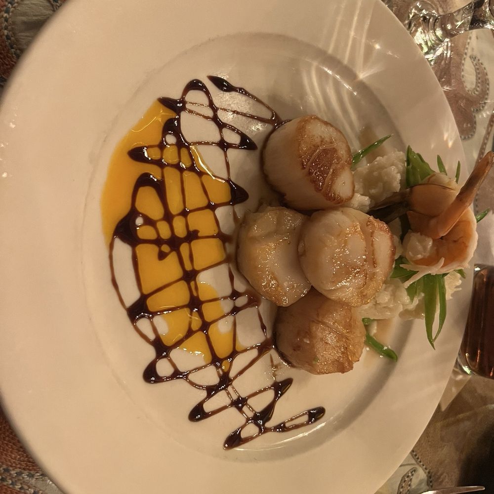 CAV Restaurant - Scallops - New American Near Me - Providence, Rhode Island CAV Restaurant - Scallops - New American Near Me - Providence, Rhode Island