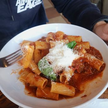 Zeneli Pizzeria  - Pizza Near Me - New Haven, Connecticut