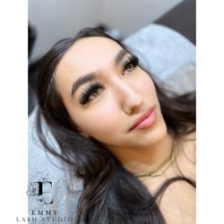 Emmy Lash Studio - MEGA VOLUME