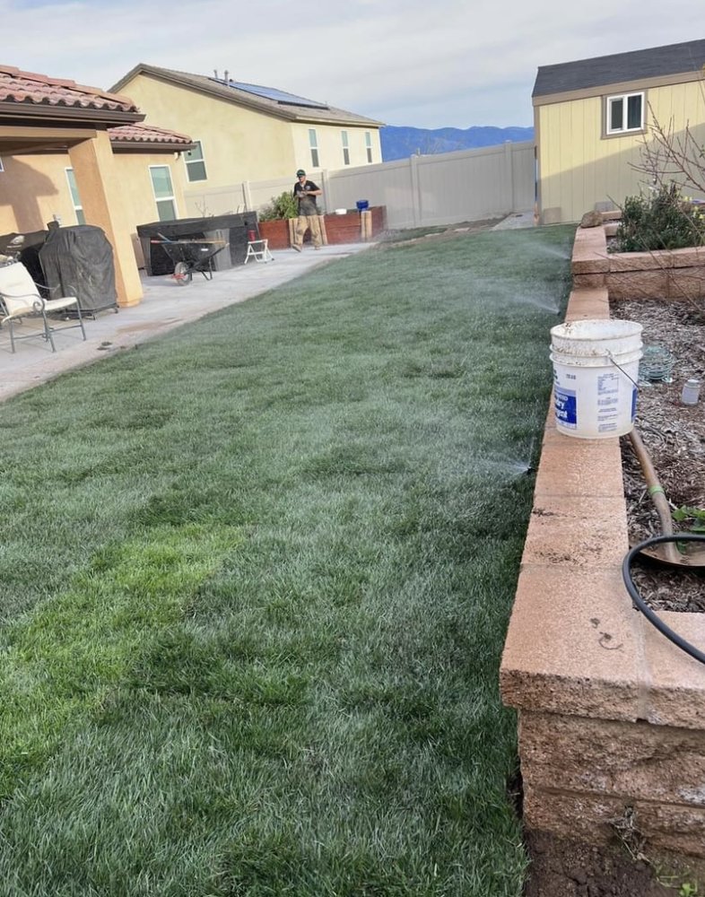 Slide of Gomez Handyman Service